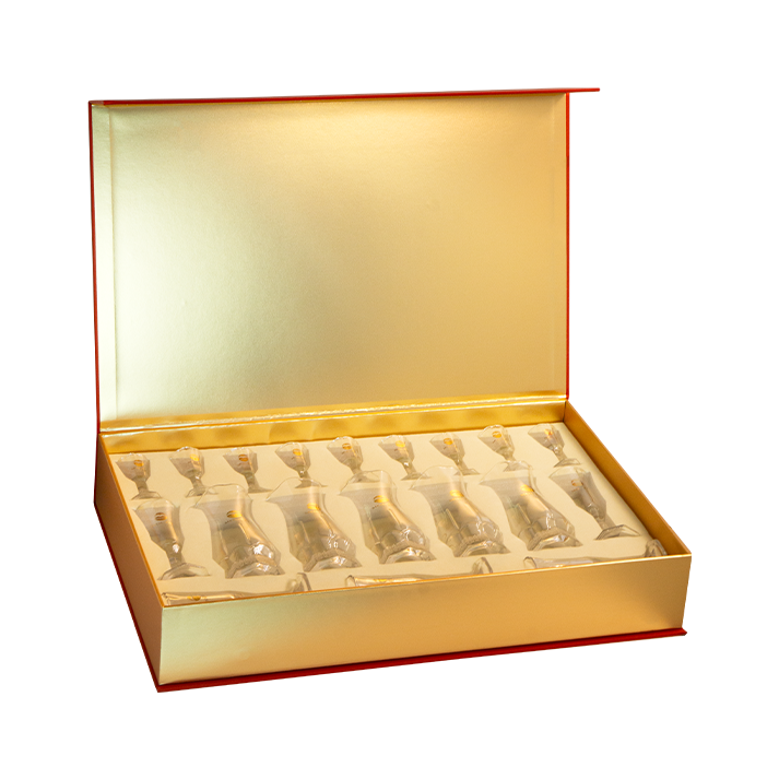 Moutai Extended Drinkware Set open gift box